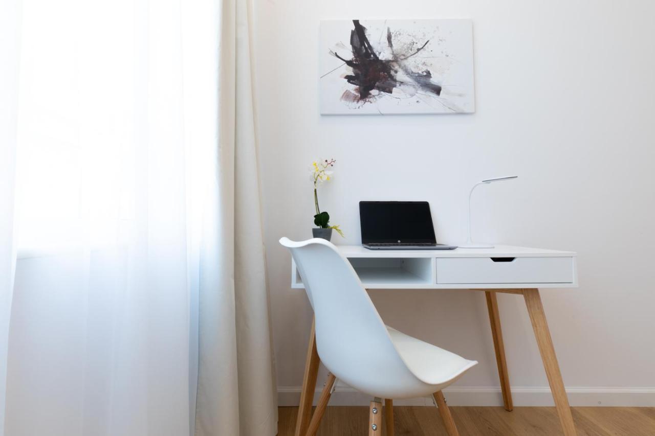 Minimal Apartment In Plaka Atene Esterno foto