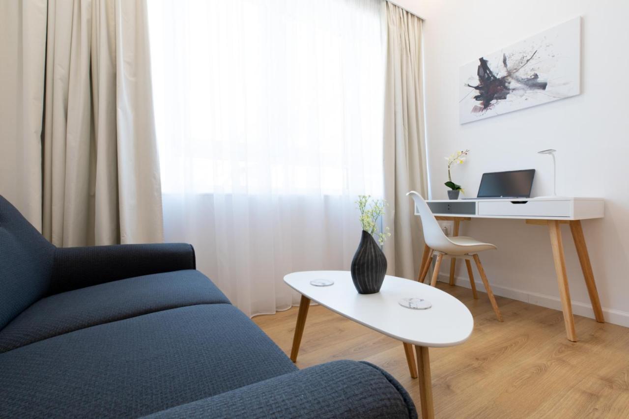 Minimal Apartment In Plaka Atene Esterno foto