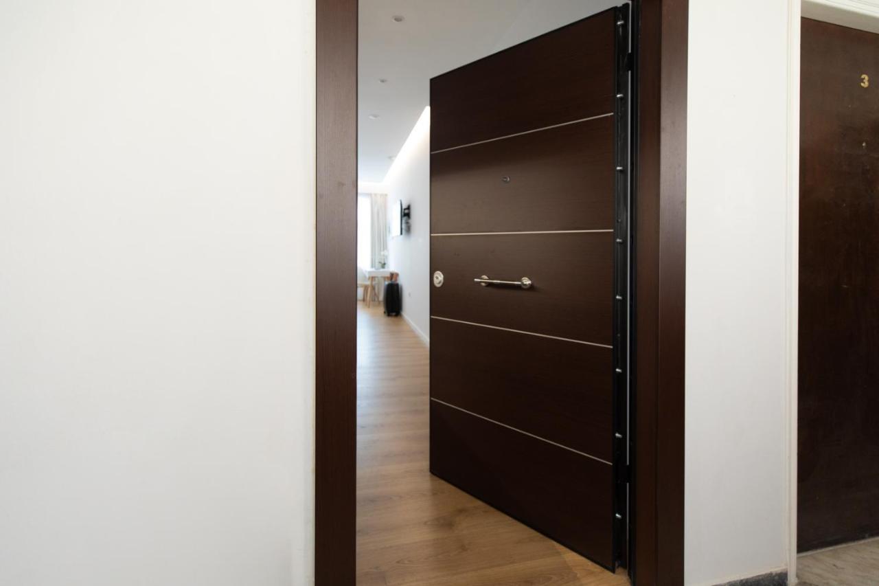 Minimal Apartment In Plaka Atene Esterno foto