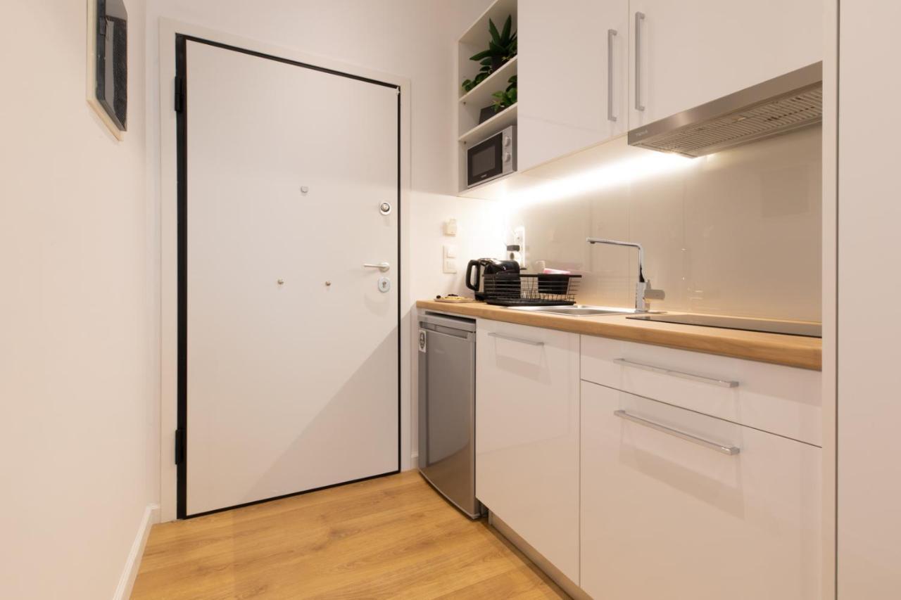 Minimal Apartment In Plaka Atene Esterno foto